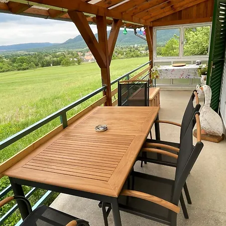 Apartament Stupa-rezi-tatika-haz