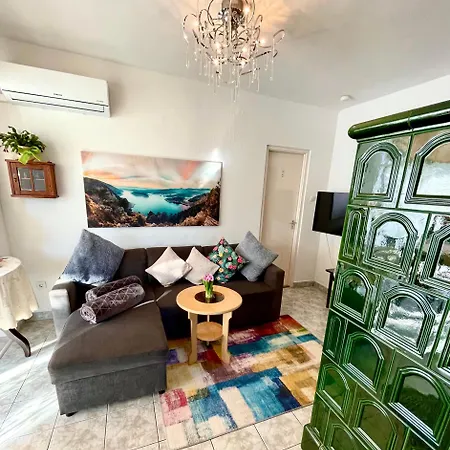Stupa-rezi-tatika-haz Apartament Zalaszanto