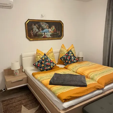 Stupa-rezi-tatika-haz Apartament *