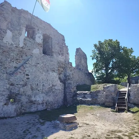 Stupa-rezi-tatika-haz Apartament